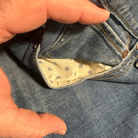 Men’s LUCKY BRAND Denim Blue Jeans size 33 waist 32 Leg, model is 221 Straight. - Picture 6 of 7